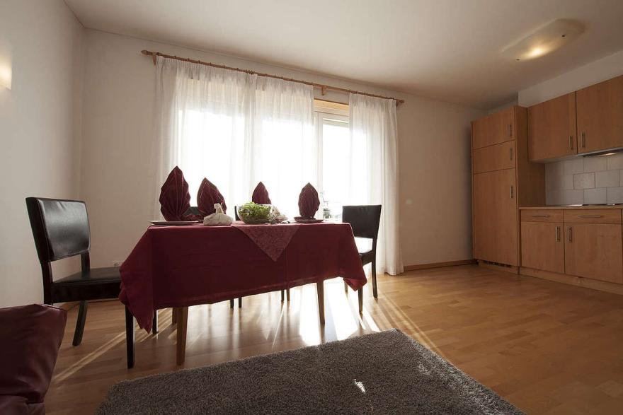 Apartment Suite Garten s B