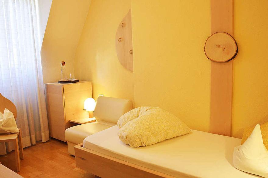 Wood design single room Standard 'Tilia'